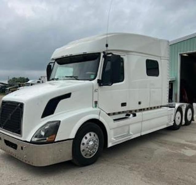 Main image Volvo VNL64T730