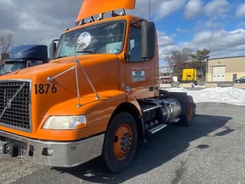 Main image Volvo VNM