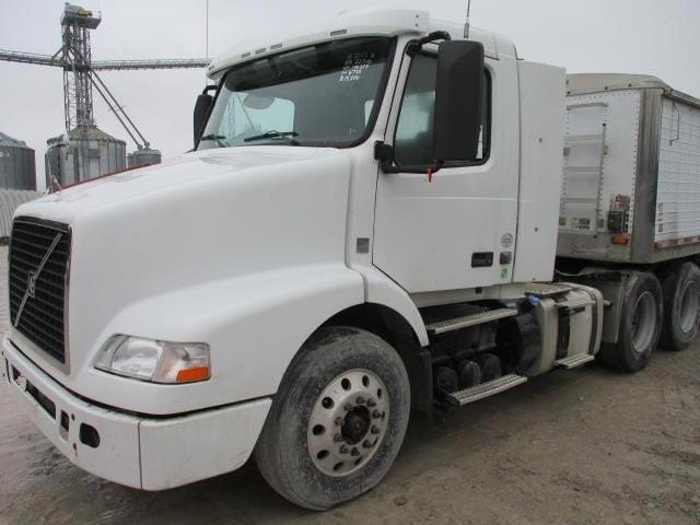 Main image Volvo D11