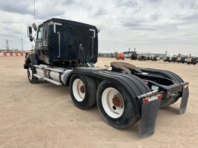 Image of Western Star 4900 equipment image 4