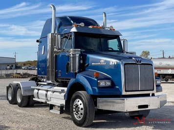 Main image Western Star 4900
