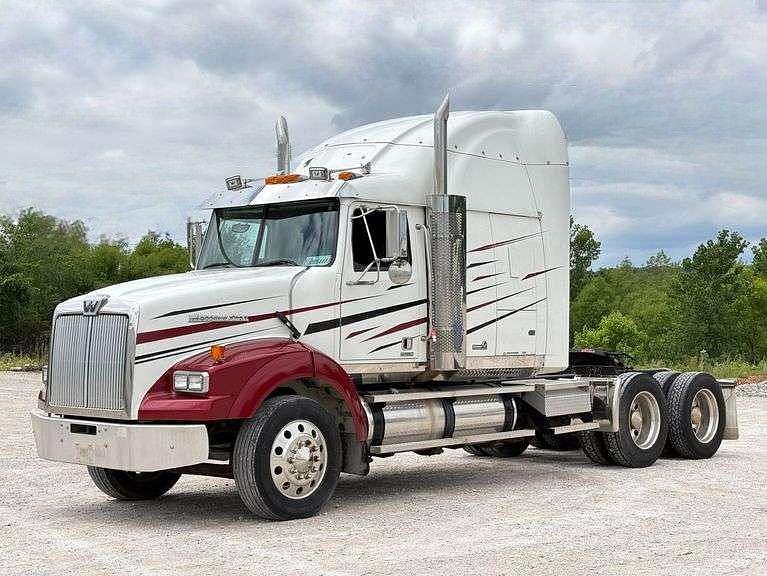 Image of Western Star 4900 Primary image