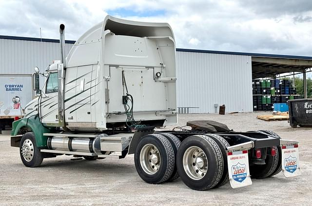 Image of Western Star 4900 equipment image 2