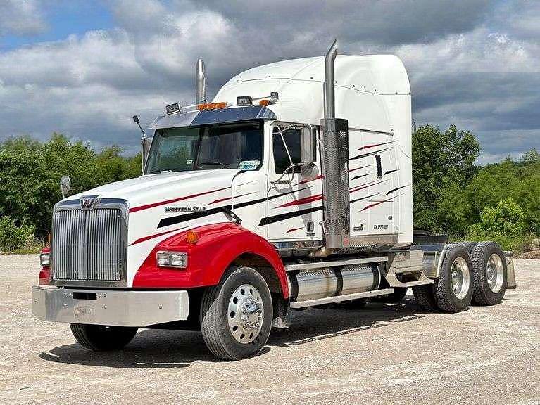 Image of Western Star 4900 Primary image