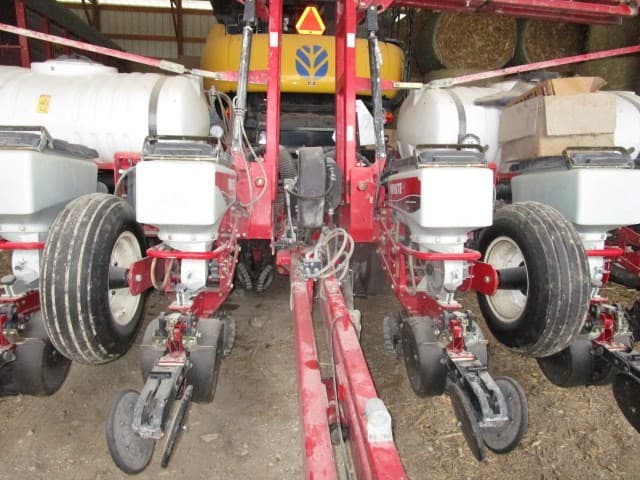 Image of White 8222 equipment image 4