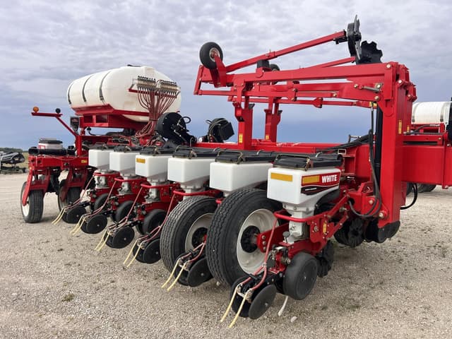 Image of White 8816 equipment image 1