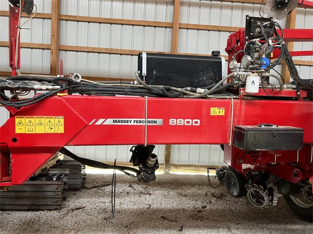 Image of White 8816 equipment image 1