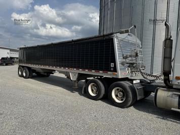 Main image Wilson Commander