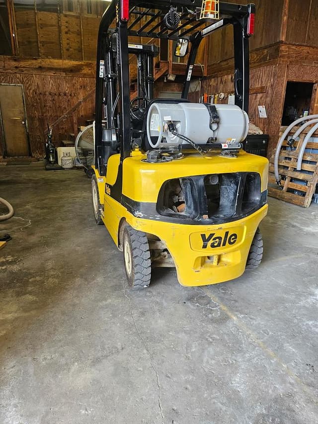 Image of Yale GLP050VX equipment image 2