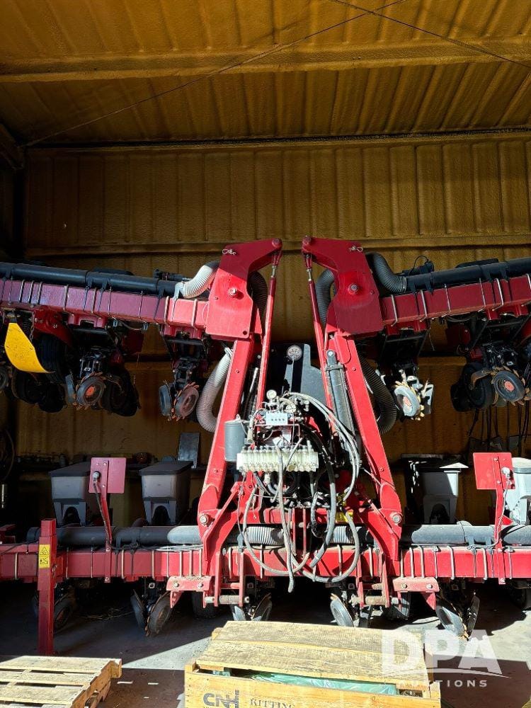 Main image Case IH 1235