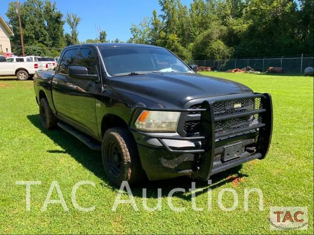 Image of Dodge Ram 1500 equipment image 2