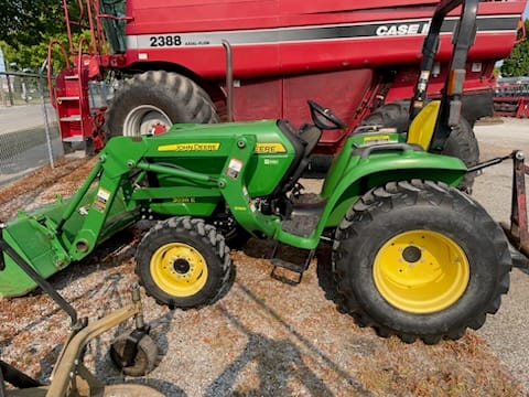 2014 John Deere 3038E Equipment Image0
