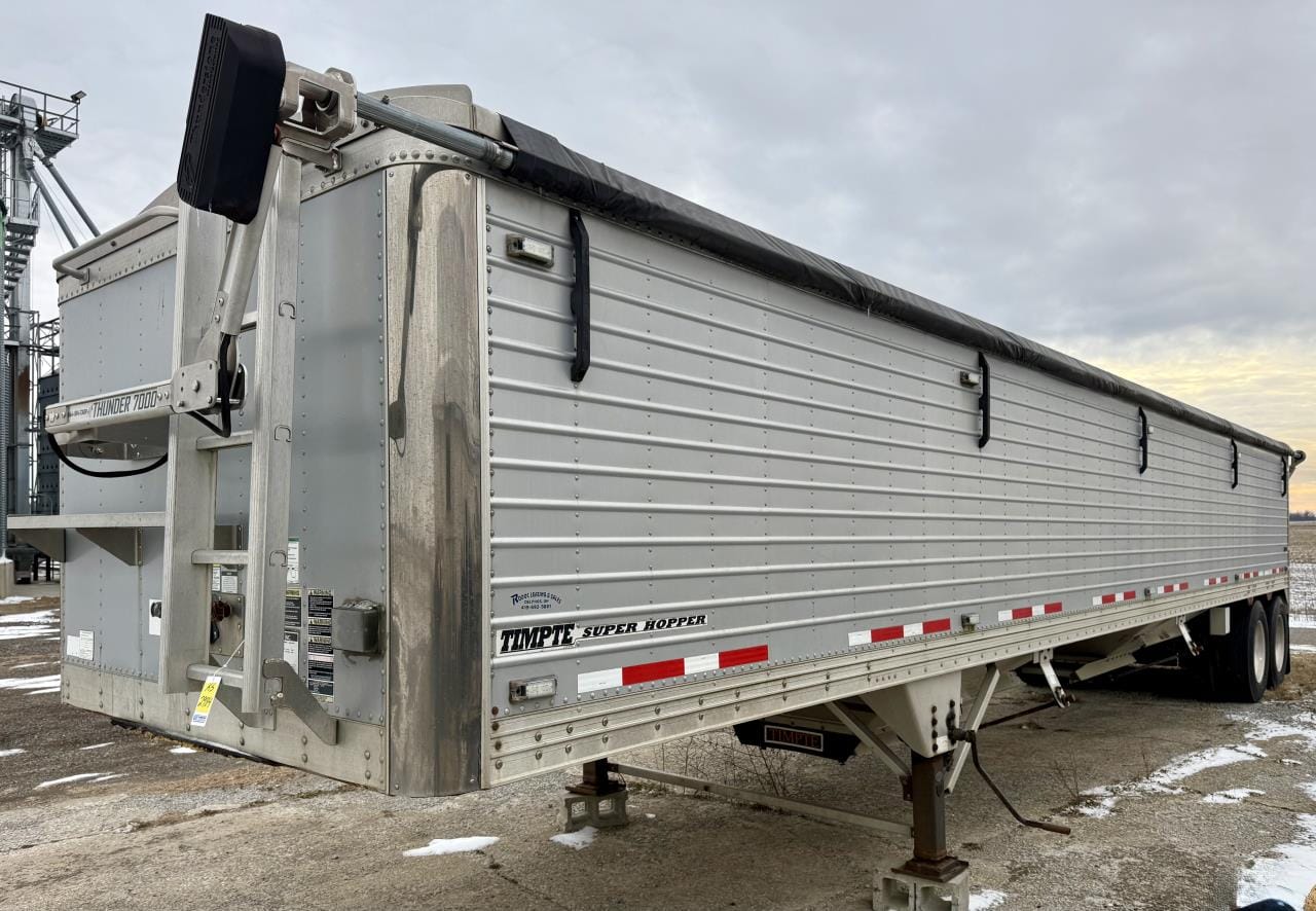 2014 Timpte Super Hopper Equipment Image0