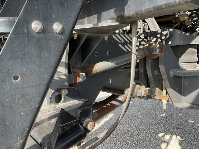 Image of RoGator RG900 equipment image 3