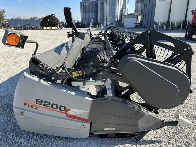 Image of AGCO 8200 equipment image 3