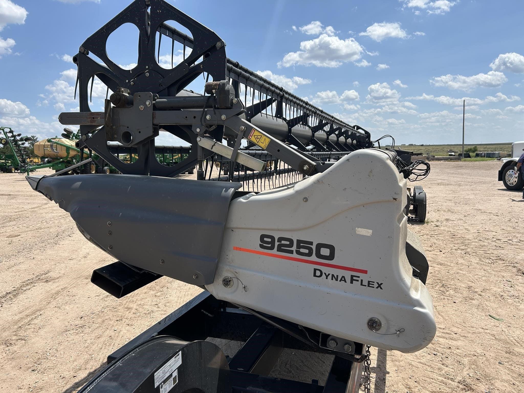 2014 AGCO 9250 Equipment Image0