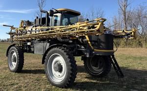 2014 RoGator RG1100 Image