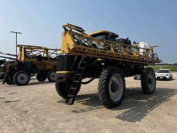 2014 RoGator RG1300 Equipment Image0