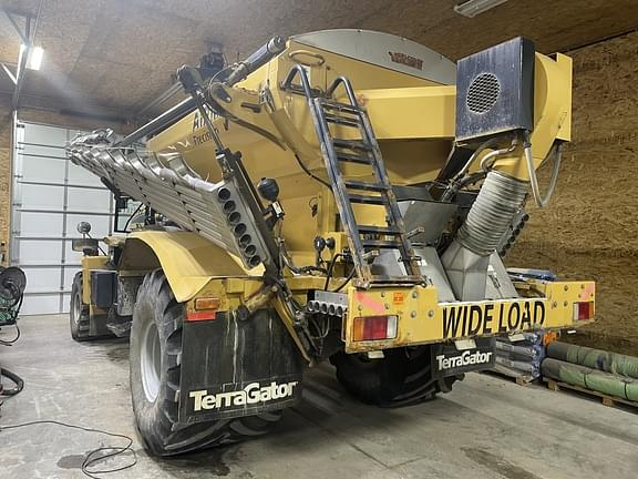 Image of Terra-Gator TG8400 equipment image 1