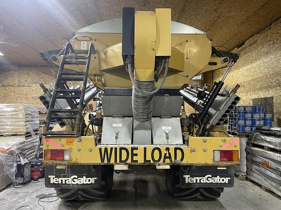 Image of Terra-Gator TG8400 equipment image 3