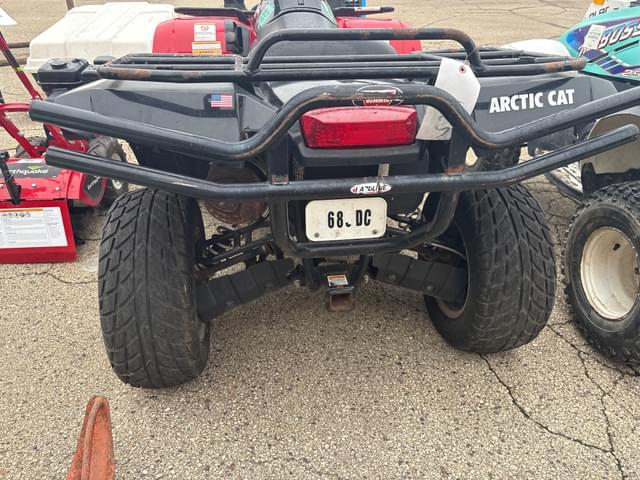 Image of Arctic Cat 550 equipment image 4