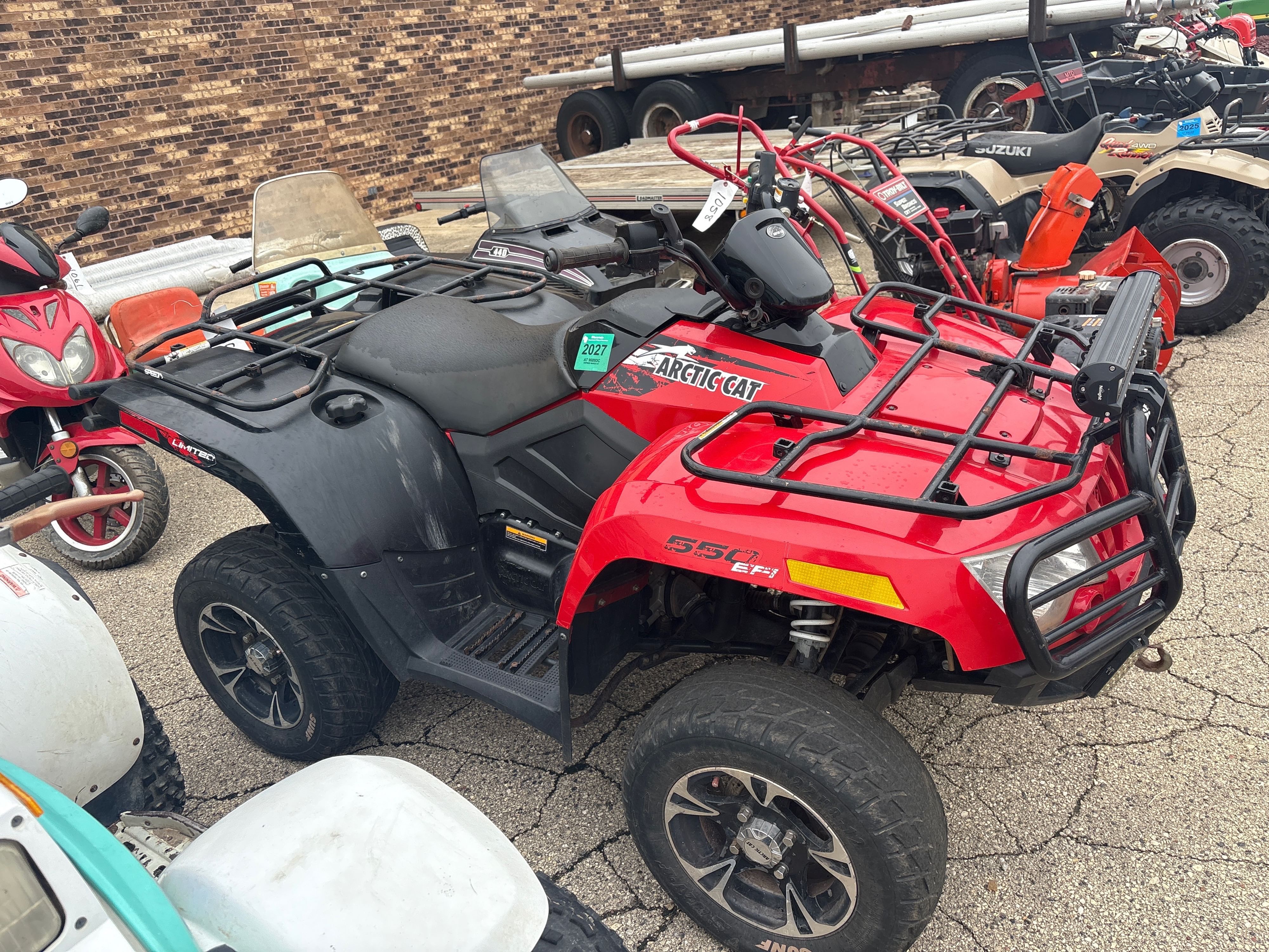 2014 Arctic Cat 550 Equipment Image0