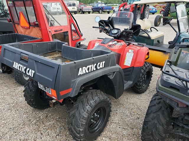 Image of Arctic Cat 700 equipment image 3