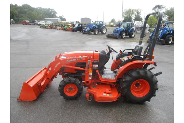 Image of Kubota B3200HST equipment image 1