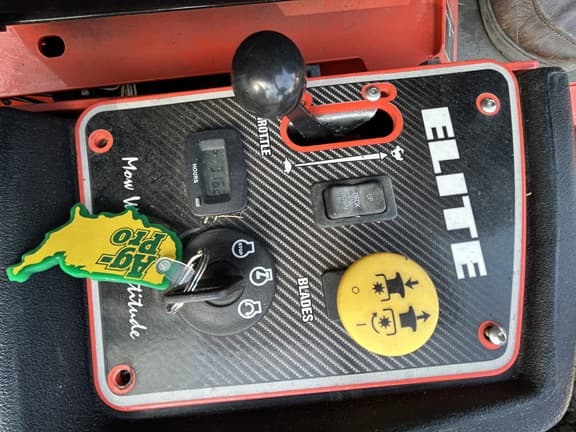 Image of Bad Boy ZT Elite equipment image 2