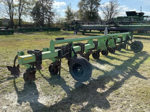 Image of Bigham 889 equipment image 1