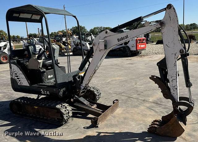 Image of Bobcat 324 equipment image 2