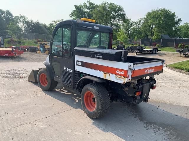 Image of Bobcat Toolcat 5600 equipment image 3