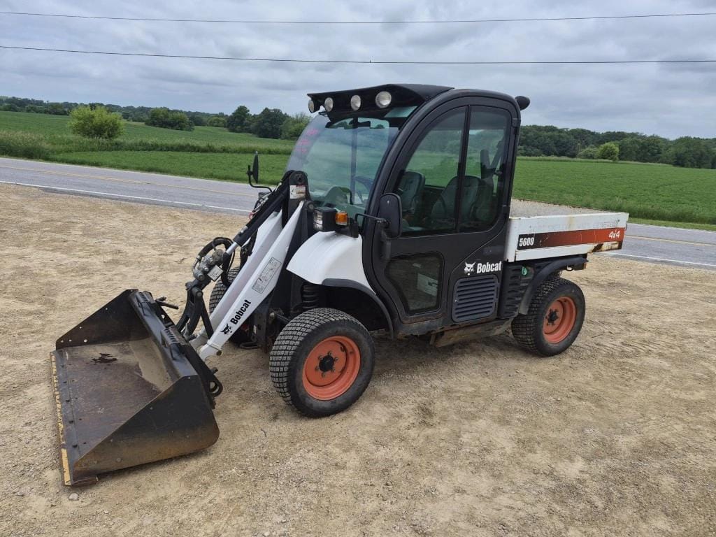 2014 Bobcat Toolcat 5600 Equipment Image0