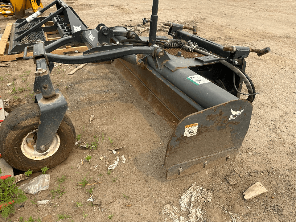 2014 Bobcat Undetermined Equipment Image0