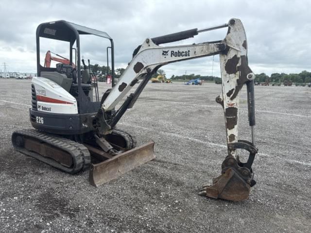 Image of Bobcat E26 equipment image 4