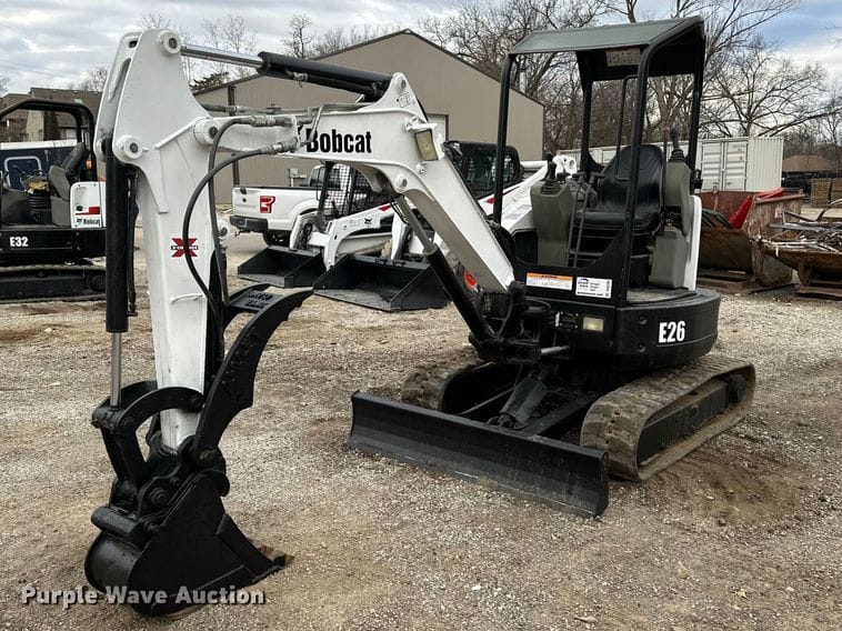 2014 Bobcat E26 Equipment Image0