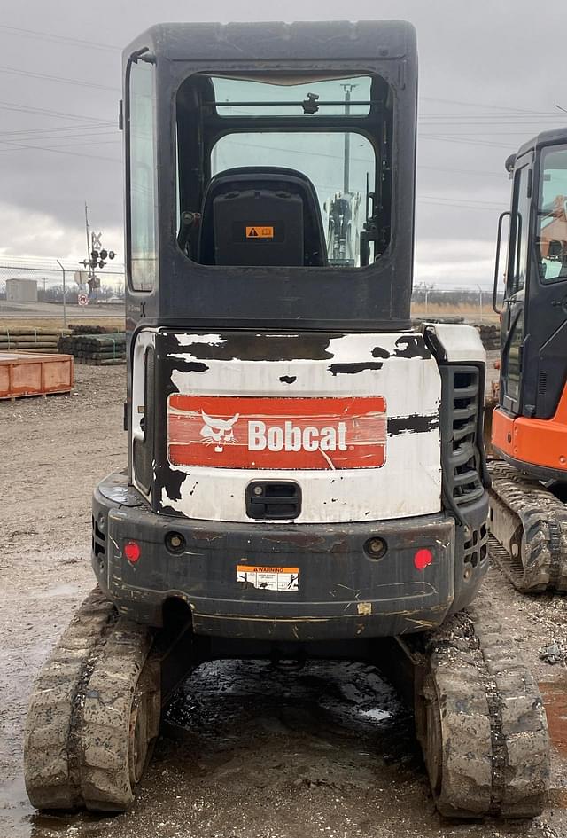 Image of Bobcat E26 equipment image 4