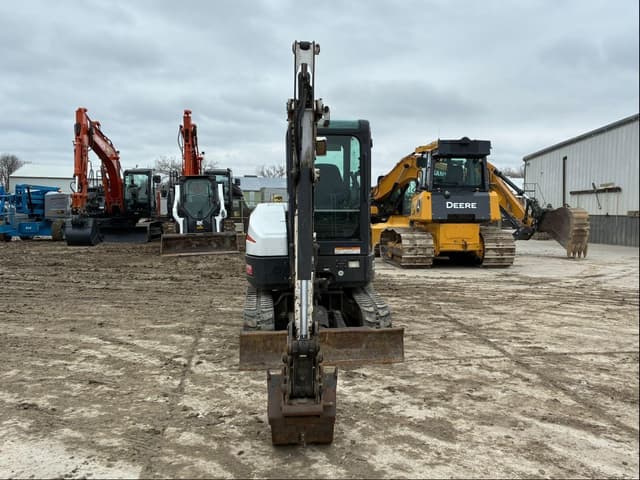 Image of Bobcat E32 equipment image 2