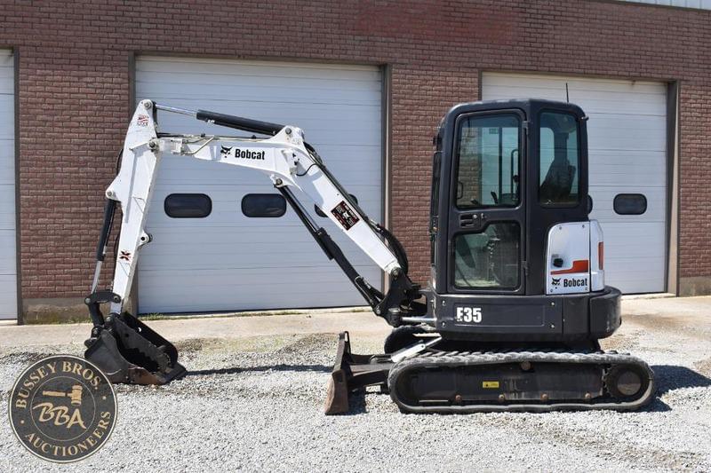 Image of Bobcat E35 Primary image