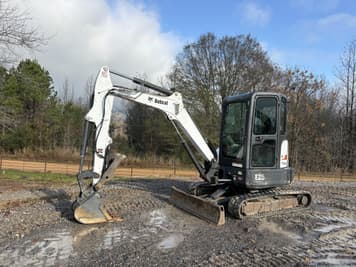 Main image Bobcat E35