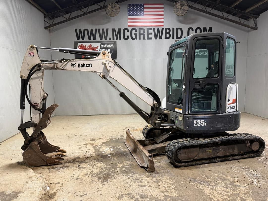 Image of Bobcat E35 Primary image