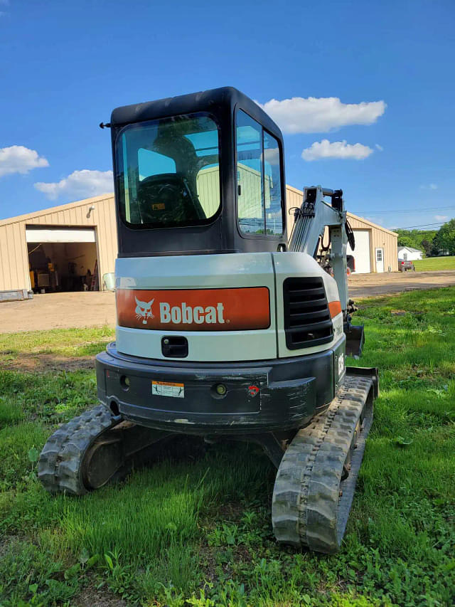 Image of Bobcat E35 equipment image 4