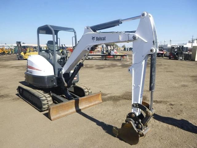 Image of Bobcat E35 equipment image 1