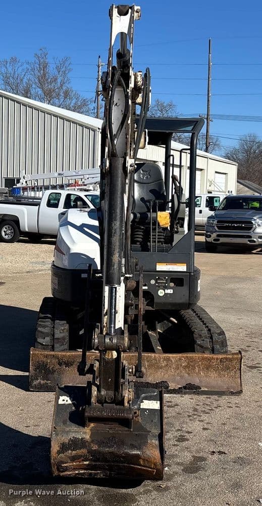 Image of Bobcat E35 equipment image 1