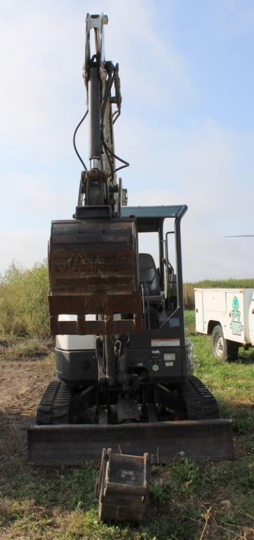 Image of Bobcat E35 equipment image 2