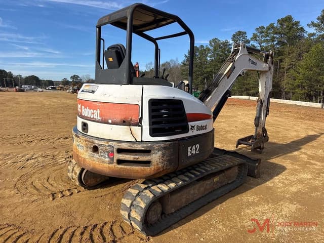 Image of Bobcat E42 equipment image 3
