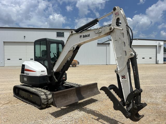 Image of Bobcat E55 equipment image 2