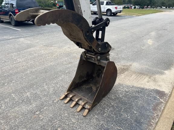 Image of Bobcat E85 equipment image 4