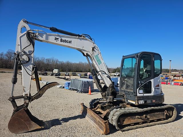 Image of Bobcat E85 equipment image 1