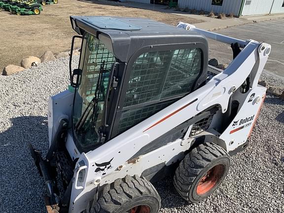 Image of Bobcat S530 equipment image 3